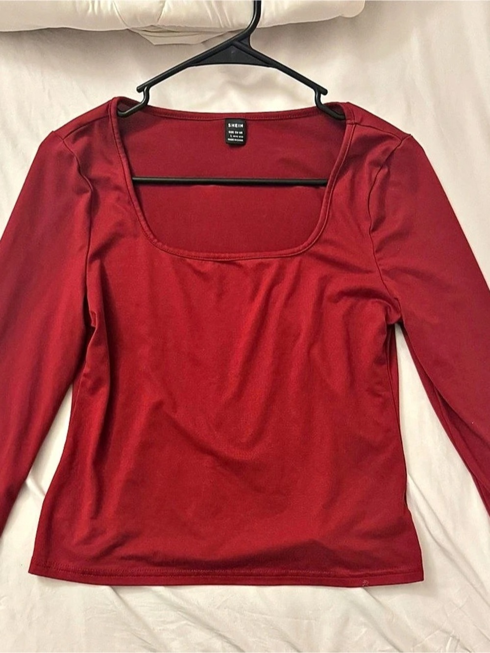 SHEIN Long Sleeve Scoop Neck Top in Red Size Large Like New